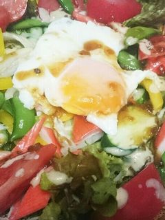 とろぉり。目玉焼き。サラダ♪-レシピのメイン写真