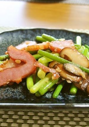 にんにくの芽とベーコンのガーリック炒め-レシピのメイン写真