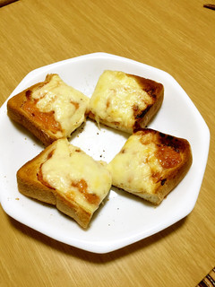 節約!マヨ塩辛のチーズトースト-レシピのメイン写真