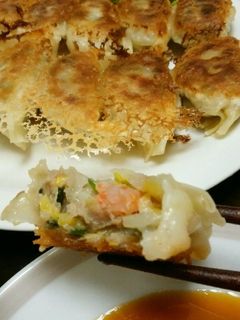 羽根つき!海老丸ごと入りギョウザ-レシピのメイン写真
