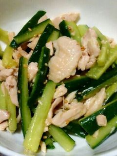 きゅうりと蒸し鶏の塩胡麻油和え-レシピのメイン写真