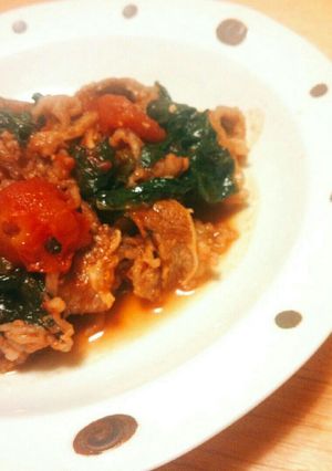 どや顔させて。牛肉とほうれん草のトマト煮-レシピのメイン写真