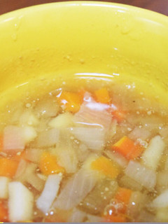 野菜たっぷりコンソメスープ【離乳食】-レシピのメイン写真
