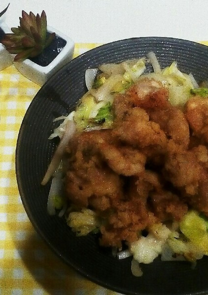 お酒のお供に！鶏肉のから揚げと野菜炒め-レシピのメイン写真