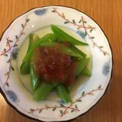 รูปของ 簡単♡旦那絶賛♡スナップエンドウの梅あえ