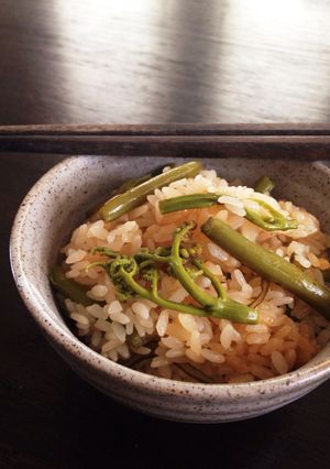 ワラビと塩昆布のおこわ-レシピのメイン写真
