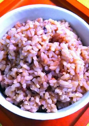 低GI！炊飯器で十六雑穀の寝かせ玄米-レシピのメイン写真