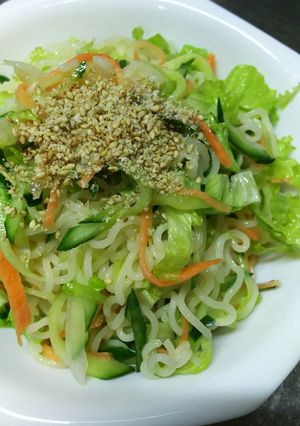 満腹★ラーメン☆サラダ-レシピのメイン写真