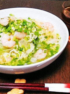 レタスとむきエビの冷やし塩ラーメン♪-レシピのメイン写真