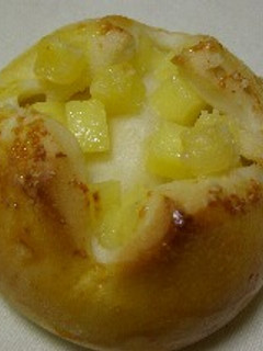 チーズパンとレーズンパン-レシピのメイン写真