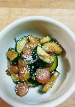 ウインナーとズッキーニのチーズ焼き♪-レシピのメイン写真