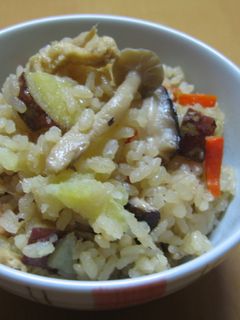 さつまいもときのこの秋の炊き込みご飯❤-レシピのメイン写真