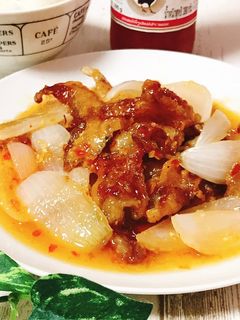 カリカリ豚肉と新玉のチリマヨ炒め★-レシピのメイン写真