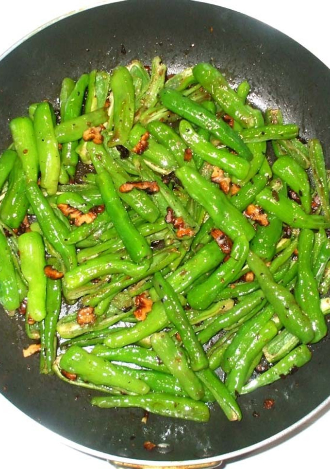 シシトウとクルミの野菜炒め♪簡単-レシピのメイン写真