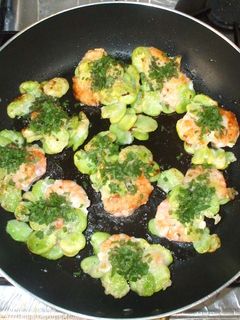 そら豆と海老の卵白焼き-レシピのメイン写真