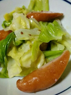 春キャベツとソーセージのレンジ蒸し-レシピのメイン写真