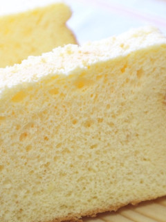 ふわふわミルクシフォンケーキ-レシピのメイン写真