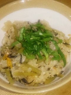ふきとひじきの炊き込みごはん-レシピのメイン写真