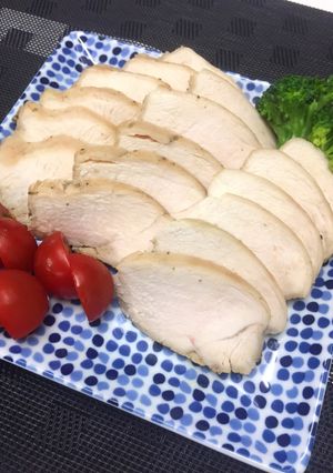 簡単過ぎレンジでハーブ胸肉ハム-レシピのメイン写真