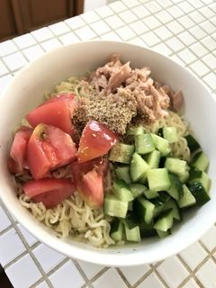 塩らーめんでイタリアン風混ぜそば-レシピのメイン写真