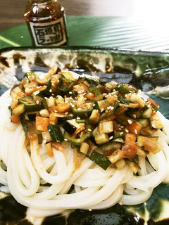 サッパリ&ピリ辛♬山形のだしラー油うどん-レシピのメイン写真