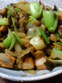 3種キノコ、昆布、野菜などのソース炒め-レシピのメイン写真
