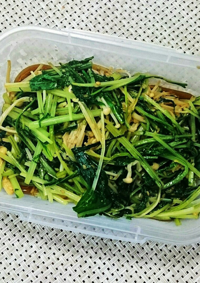 みずなとえのきのオイスターソース炒め-レシピのメイン写真