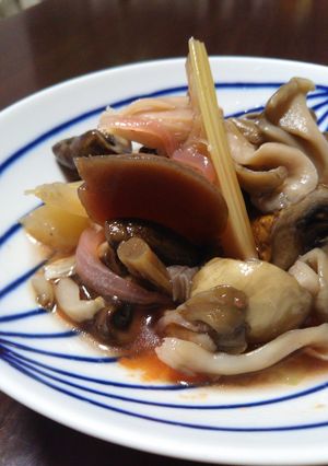 たくさんきのこのセロリ煮浸し-レシピのメイン写真