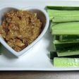 野菜をおいしく!鶏そぼろと味噌のディップ