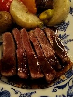 ビーフステーキ バルサミコと醤油のソース-レシピのメイン写真