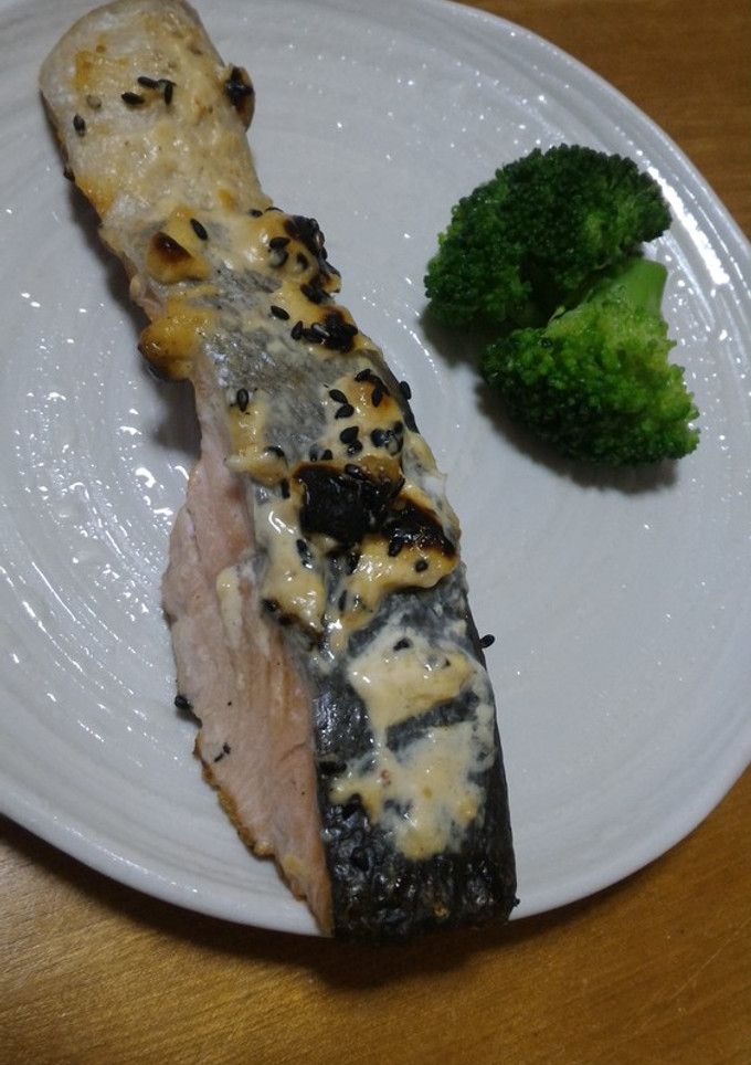 キユーピー マヨネーズで鮭のぴりマヨ焼き-レシピのメイン写真