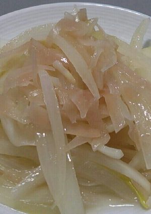 余った生姜の甘酢漬けで☆玉葱の甘酢マリネ-レシピのメイン写真