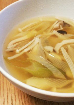疲れに酢が効く♪2種キノコのとろ旨スープ-レシピのメイン写真