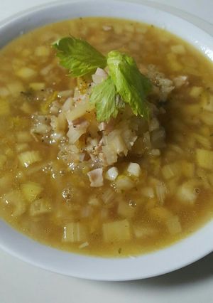 セロリをガッツリ食べる黒酢玉ねぎスープ-レシピのメイン写真
