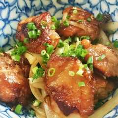 รูปของ 唐揚げ風な揚げない鶏モモ肉のしっとり焼き