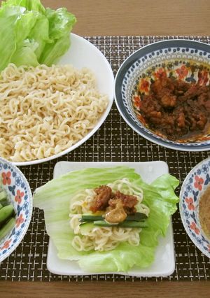サッポロ一番しょうゆ味でレタス巻き-レシピのメイン写真