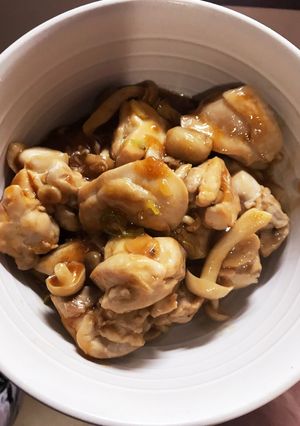 話題のレシピ入♡鶏肉としめじの照り焼き-レシピのメイン写真