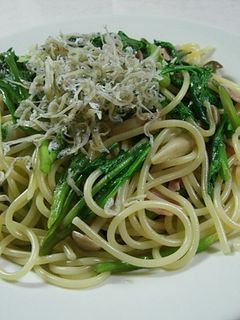 春菊としめじの和風パスタ-レシピのメイン写真