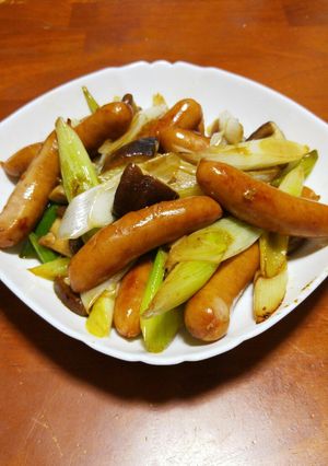 ☆ウィンナーとしいたけの鶏ガラ炒め☆-レシピのメイン写真