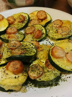 ズッキーニとウインナーのチーズ焼き-レシピのメイン写真