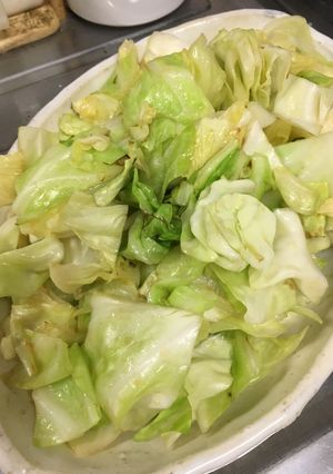キャベツだけ!簡単おいしい炒め物-レシピのメイン写真