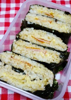簡単！焼きおにぎらず(銀鮭ハムチーズ)-レシピのメイン写真