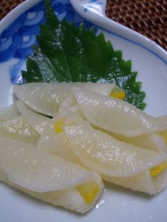 一夜干しした大根と柚子の甘酢漬け-レシピのメイン写真