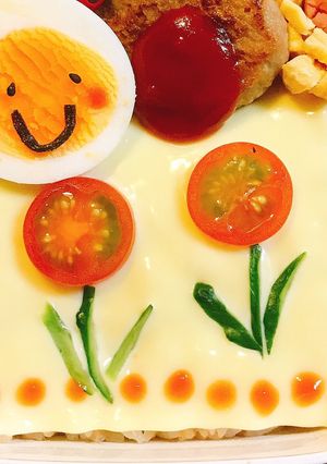 お花✿チーズおかかご飯✿お花トースト？-レシピのメイン写真