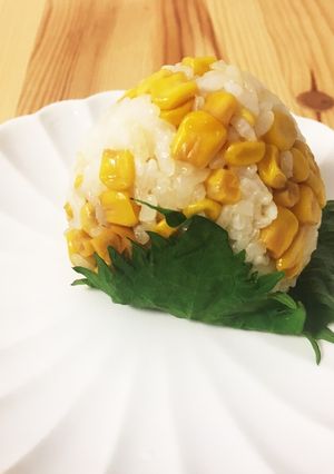 焼きとうもろこし味のおむすび。-レシピのメイン写真