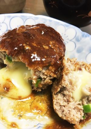 簡単♪チーズインハンバーグ☆-レシピのメイン写真