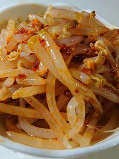 簡単♪食べるラー油で、もやしのナムル風♪-レシピのメイン写真