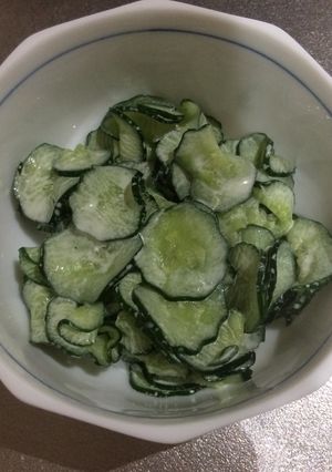 きゅうりだけサラダ-レシピのメイン写真