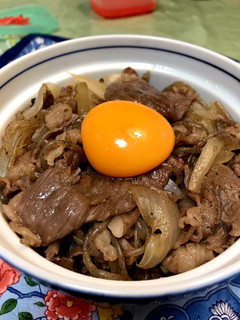 牛丼の卵黄のせ-レシピのメイン写真