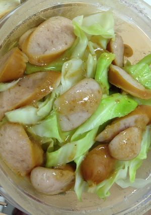 超簡単！キャベツとソーセージのレンジ蒸し-レシピのメイン写真